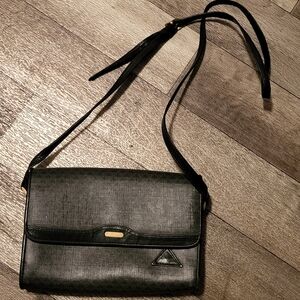Vintage Claiborne Black Leather Bag
